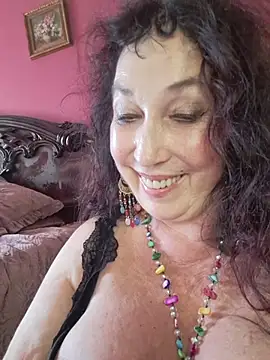 GypsyEsmeralda live sex cam