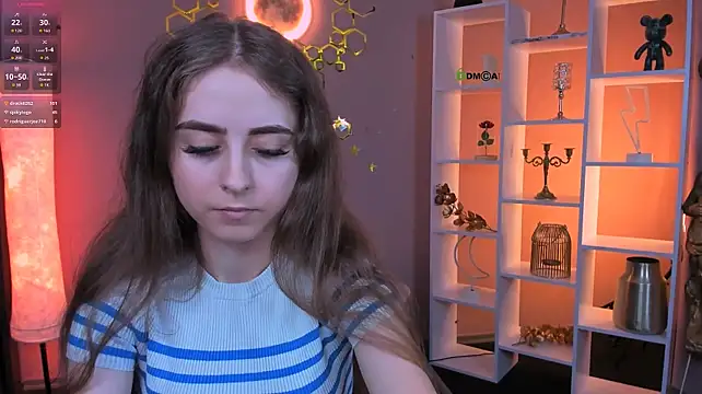 rebecca_smile live cam on StripChat