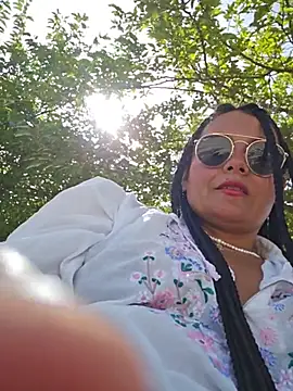 bellapaty live sex cam