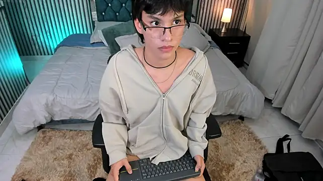 max_hunter1 live sex cam
