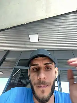suissegigolo1 live sex cam