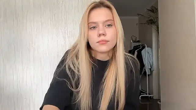 Glamorforyou live cam on StripChat