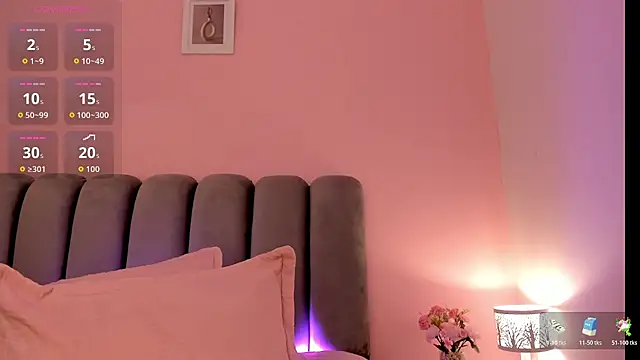 Jazminn_01 live cam on StripChat