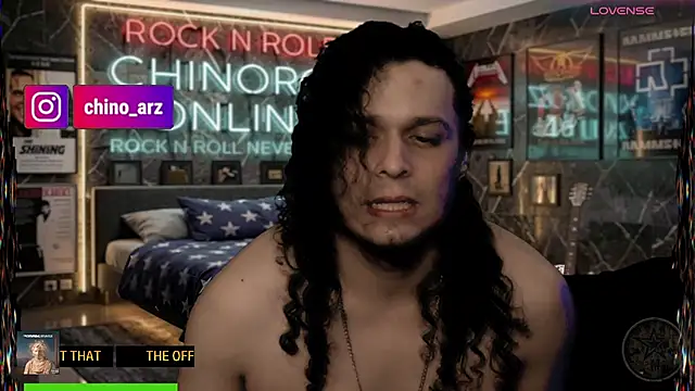 chino_roz live cam on StripChat
