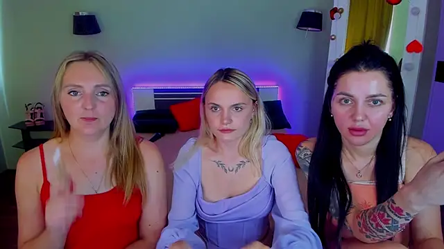MagicEyess live cam on StripChat