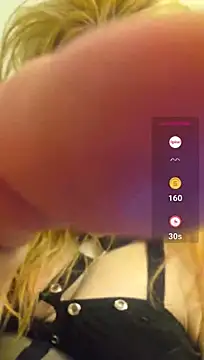 we8camgirl live cam on StripChat