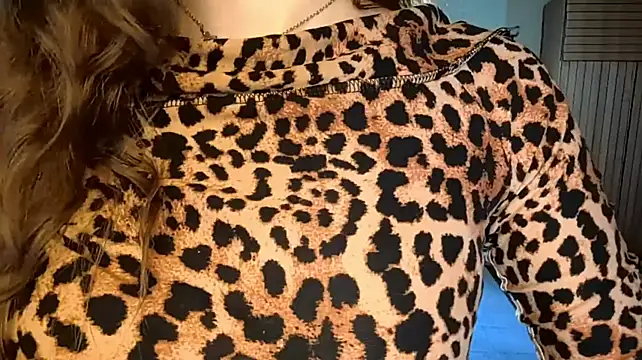 JacklynSwisshelm live cam on StripChat