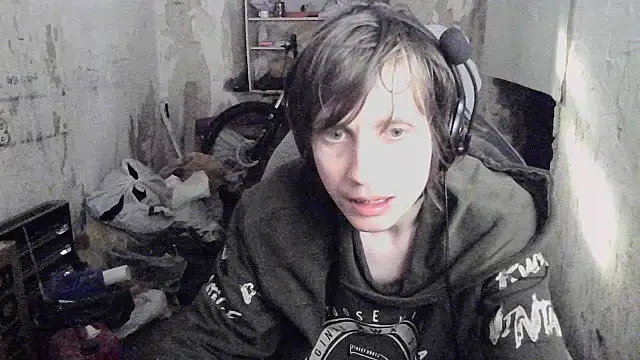 makarov1993 live cam on StripChat