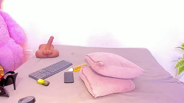 ArianaBlackk live cam on StripChat