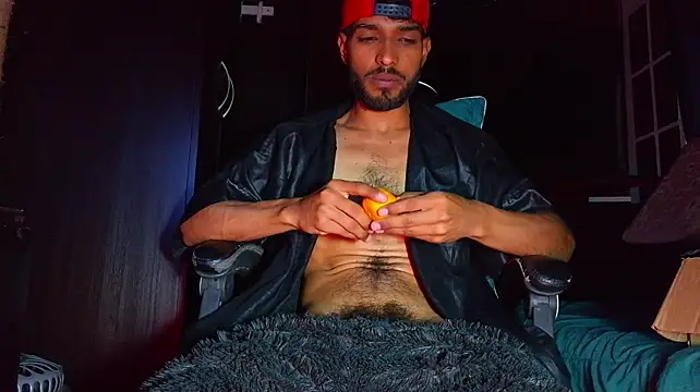 the_dog_lian live cam on StripChat