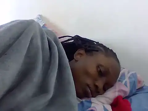 Young_Cie live cam on StripChat