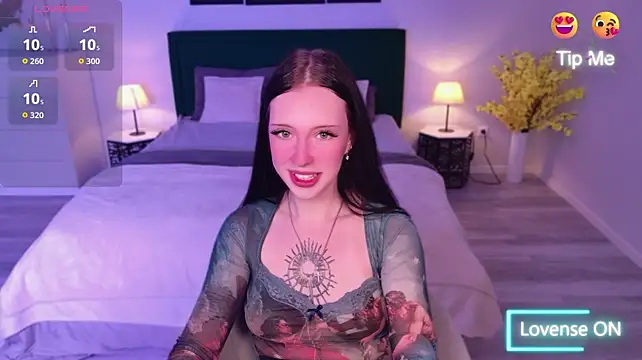 AlexisBliss live cam on StripChat