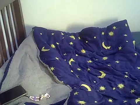 Spicybobolishia_ live cam on StripChat