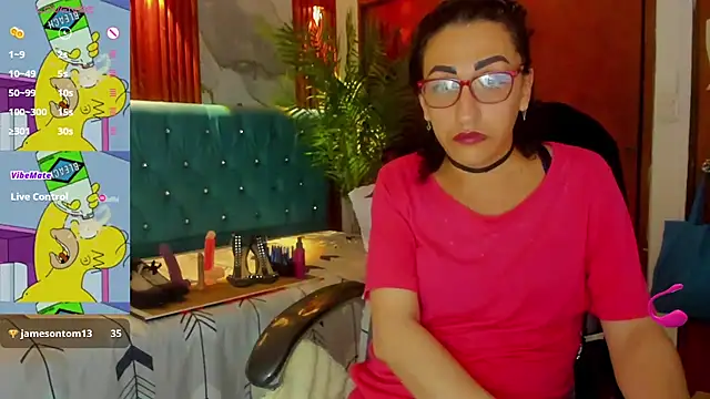 sabrina_dupont live cam on StripChat