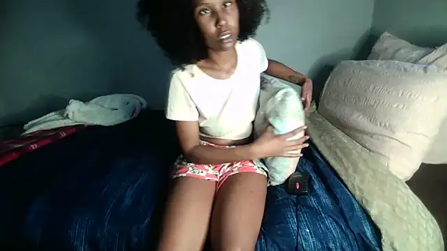 blueyXxX live cam on StripChat