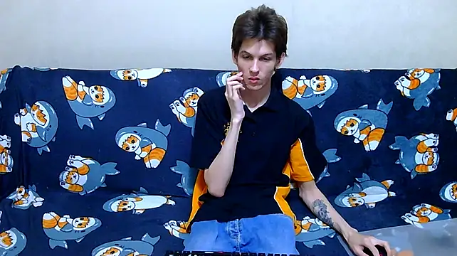 Lester_Broo live cam on StripChat
