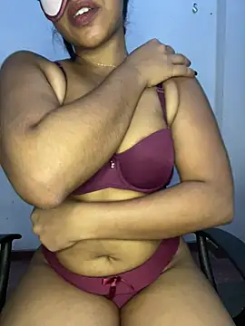 Cutegirl_____Meesha live cam on StripChat