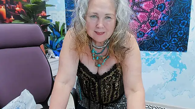 LilaMaharani live sex cam