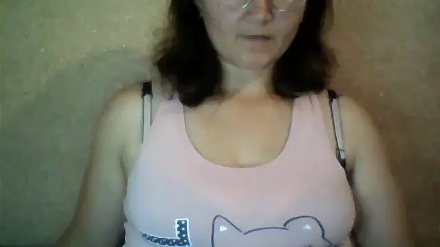 Oliviiaa_Valter live cam on StripChat