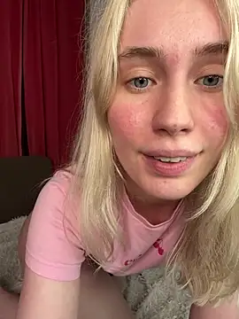 LovelyMiu live sex cam