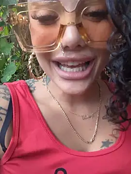 Av3ryyBe3 live sex cam