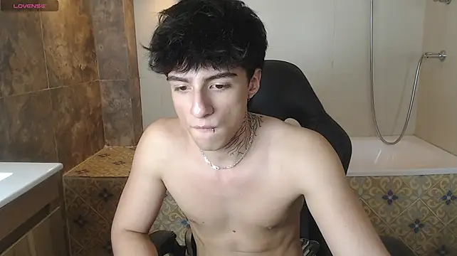 Nathan_Owen live cam on StripChat