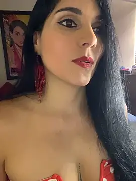 Miaswwe live cam on StripChat