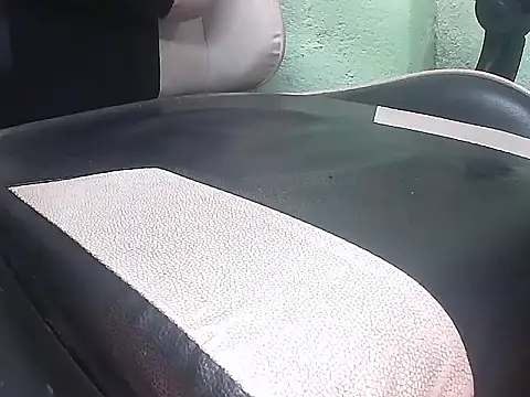 Precumking1 live sex cam