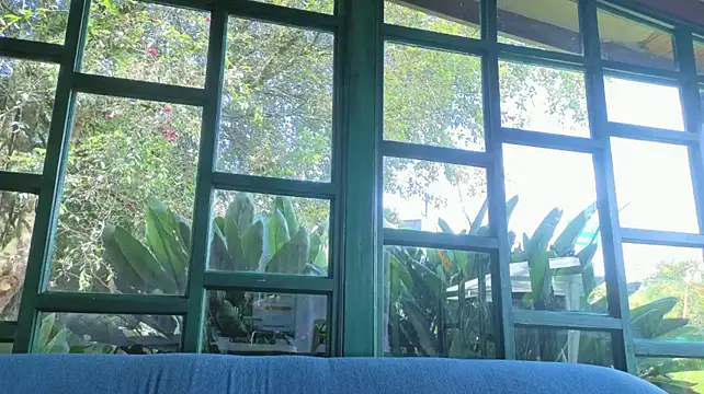 NatashaDiamond live sex cam