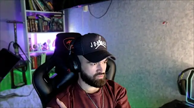 _Serious_Man webcam