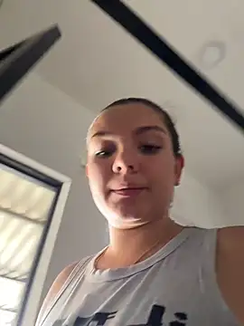 Eva_stark10 live cam on StripChat