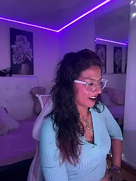 SamathaMay live cam on StripChat