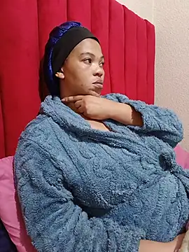 FreakyAngel3X live cam on StripChat