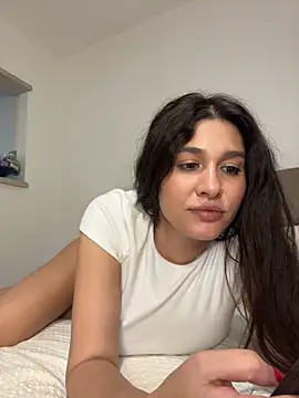 IrisBlues live cam on StripChat