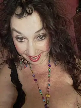 GypsyEsmeralda live cam on StripChat