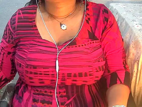 Saniya_K2 live cam on StripChat
