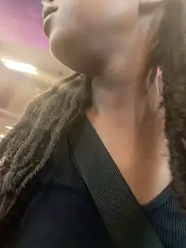 Ebony_Queeenx live cam on StripChat