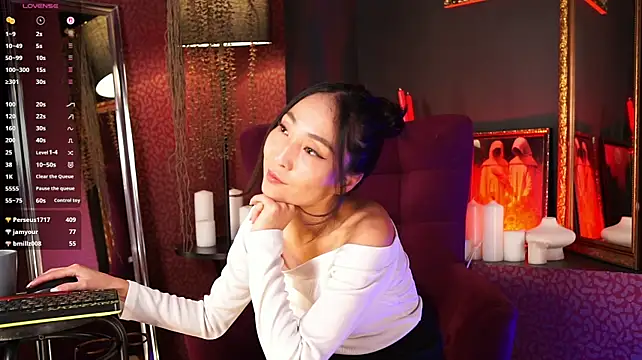 1reisatumi_ live cam on StripChat
