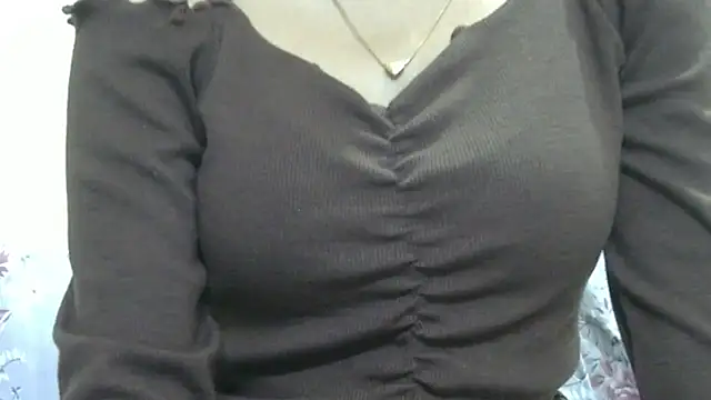 _Fluffy_Telugu_ live cam on StripChat