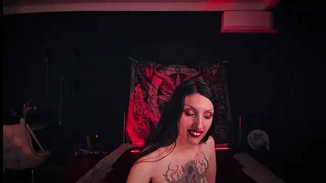 StellaDarkspace live sex cam