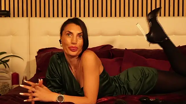 zoeylarkens live sex cam