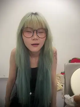 Rocket-Girl live cam on StripChat