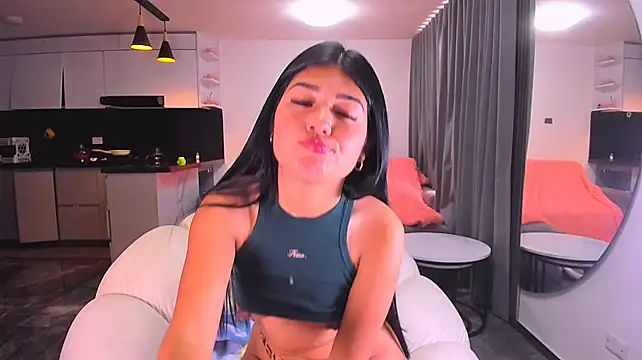 1lubonnie live cam on StripChat