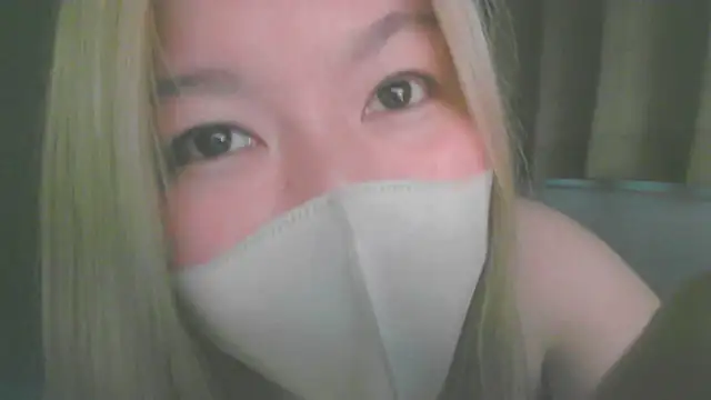 Remi_official live sex cam