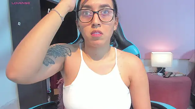 _maria_foxx_ live cam on StripChat