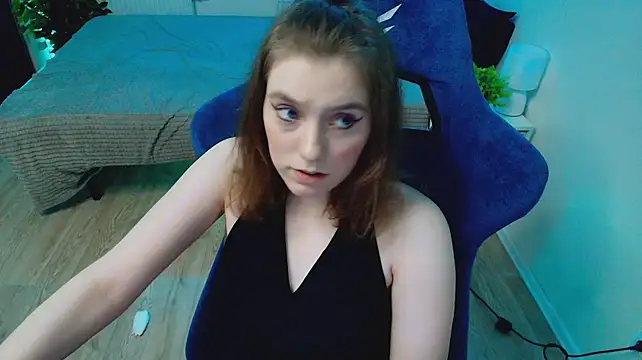 CranberryHot live cam on StripChat