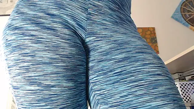 AuroraWillows live cam on StripChat