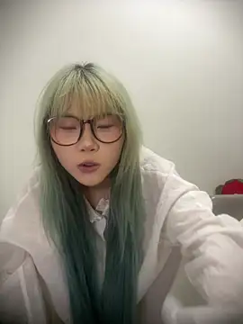 Rocket-Girl live sex cam