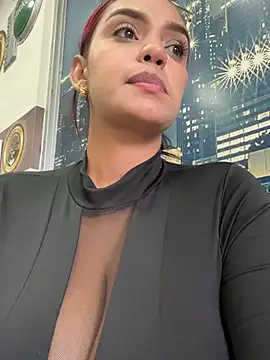 Sara-77 live sex cam