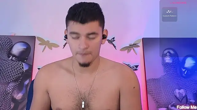 VikoHands live cam on StripChat